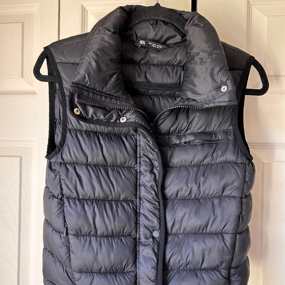 Zara Vest in Navy